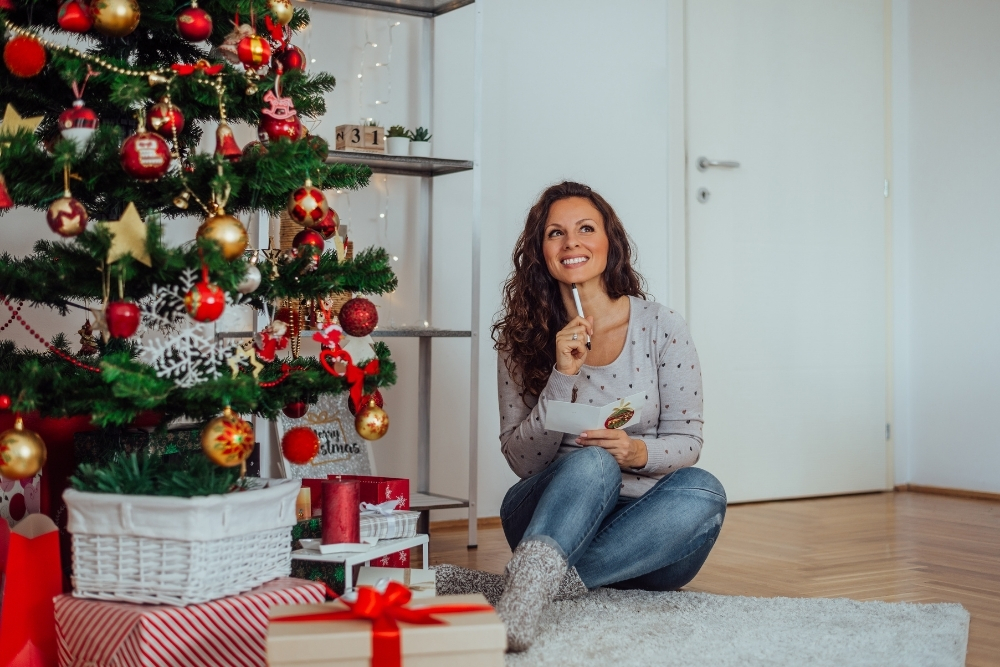 What to Write in a Christmas Card for Clients (With 50 Ready-to-Use Examples)